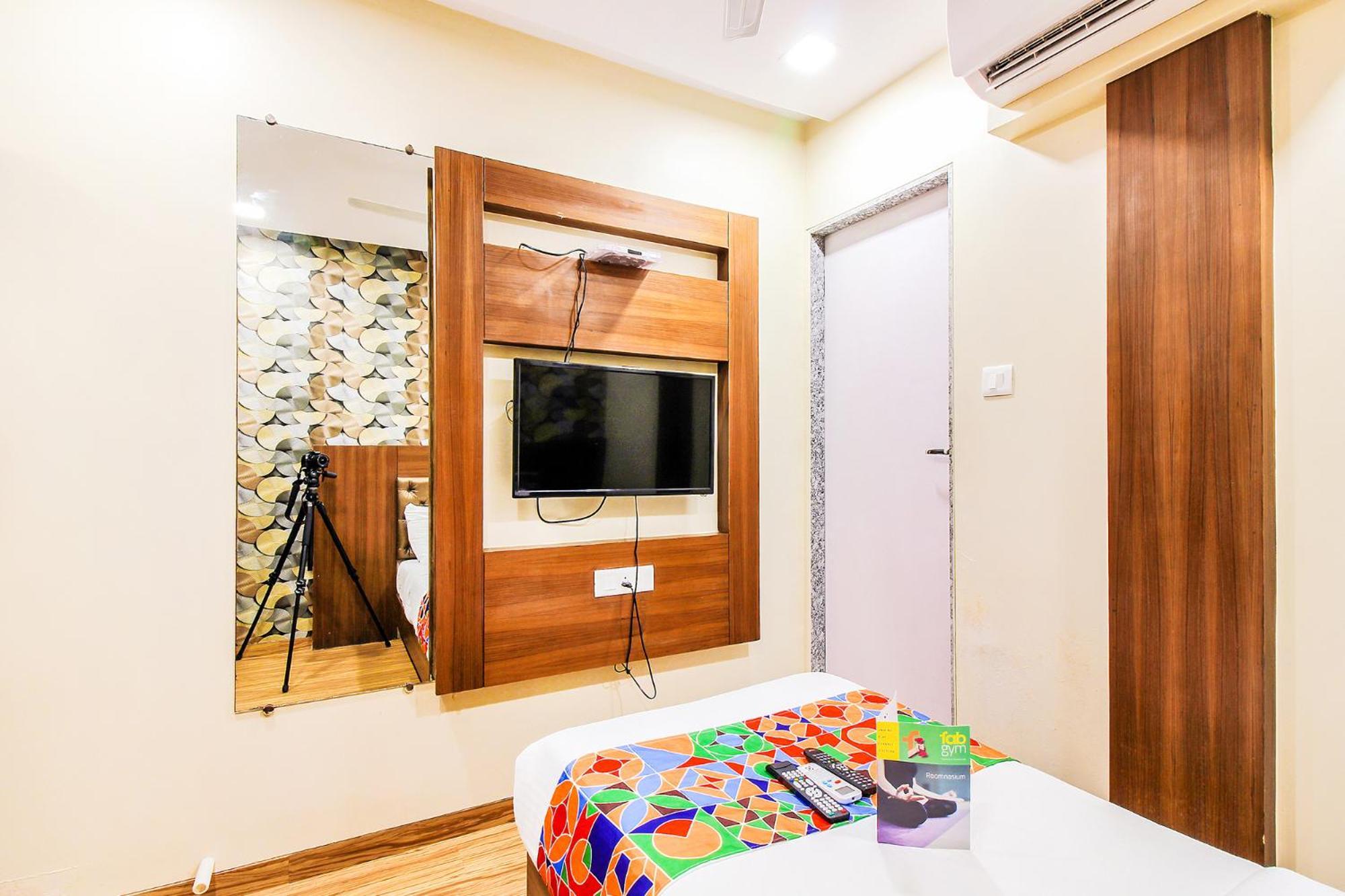 FabHotel Arton Suites Mumbai  Buitenkant foto