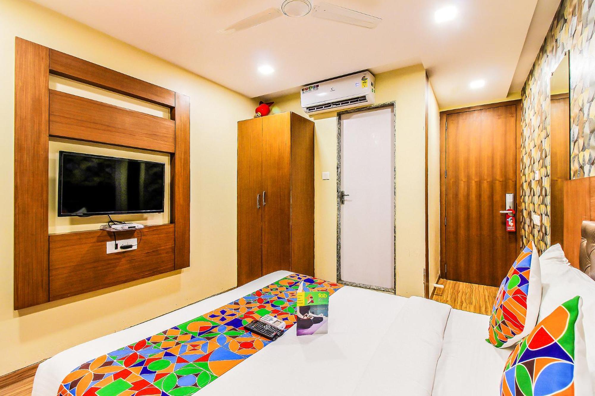 FabHotel Arton Suites Mumbai  Buitenkant foto