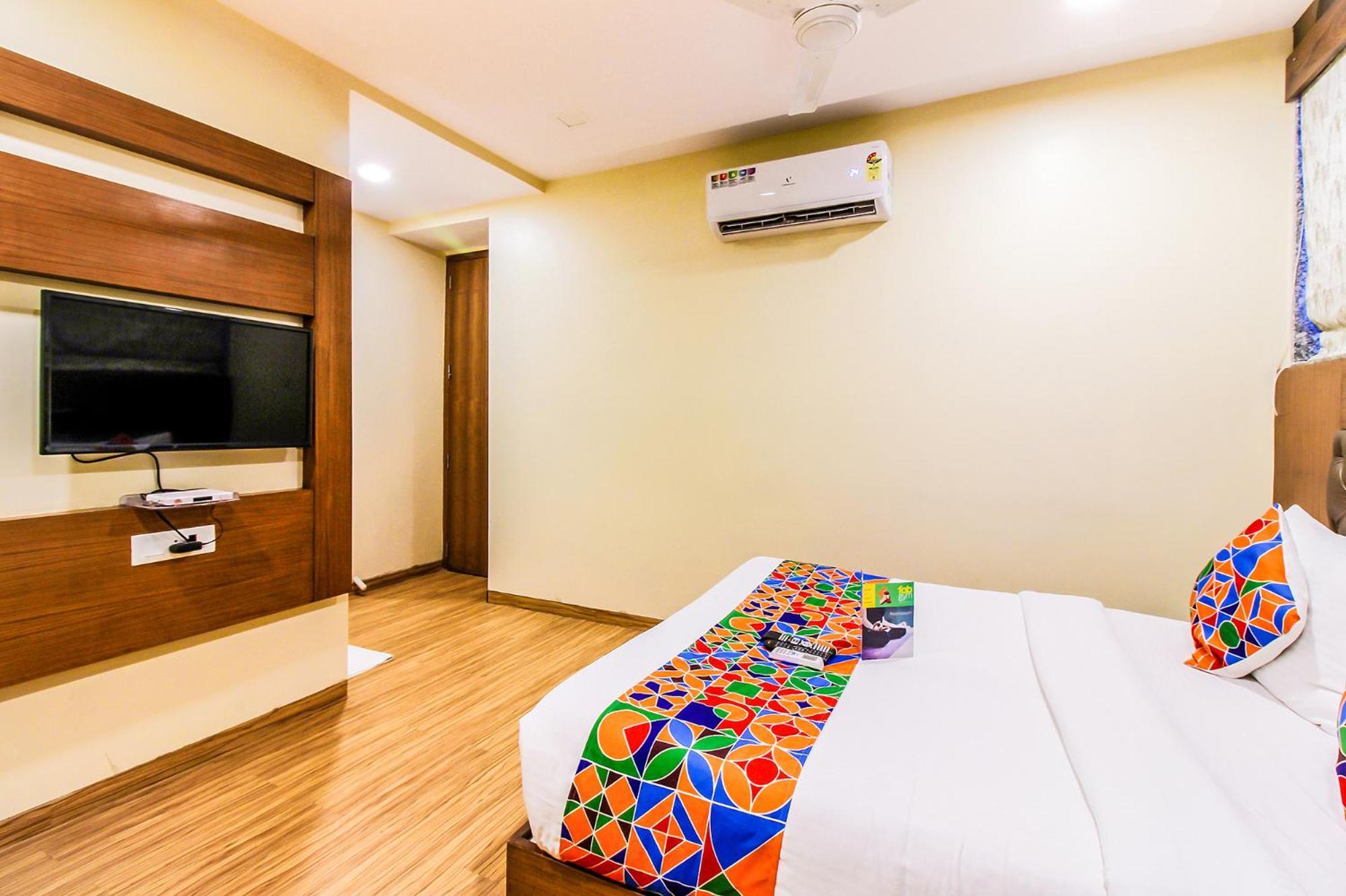 FabHotel Arton Suites Mumbai  Buitenkant foto