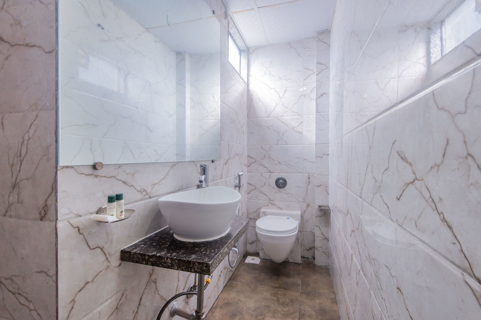FabHotel Arton Suites Mumbai  Buitenkant foto